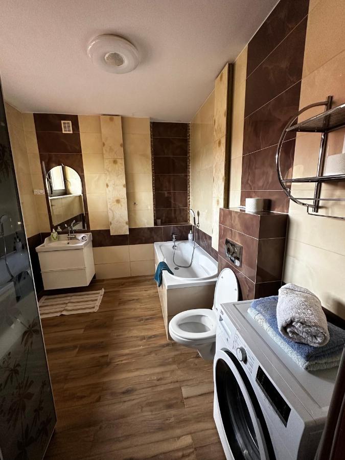 Apartament Airport Gdańsk Eksteriør billede